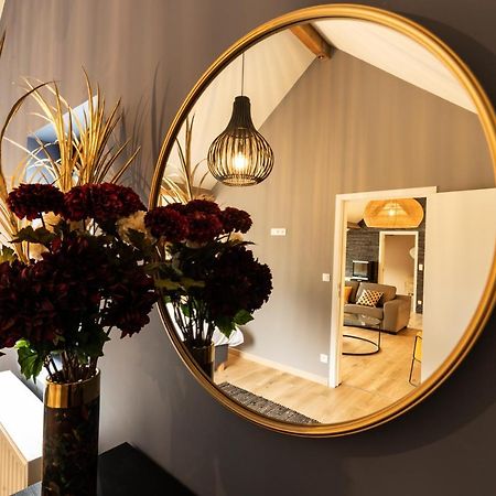 La Grenouille - Suite De Luxe & Welness Privatif Leuze-en-Hainaut Eksteriør billede