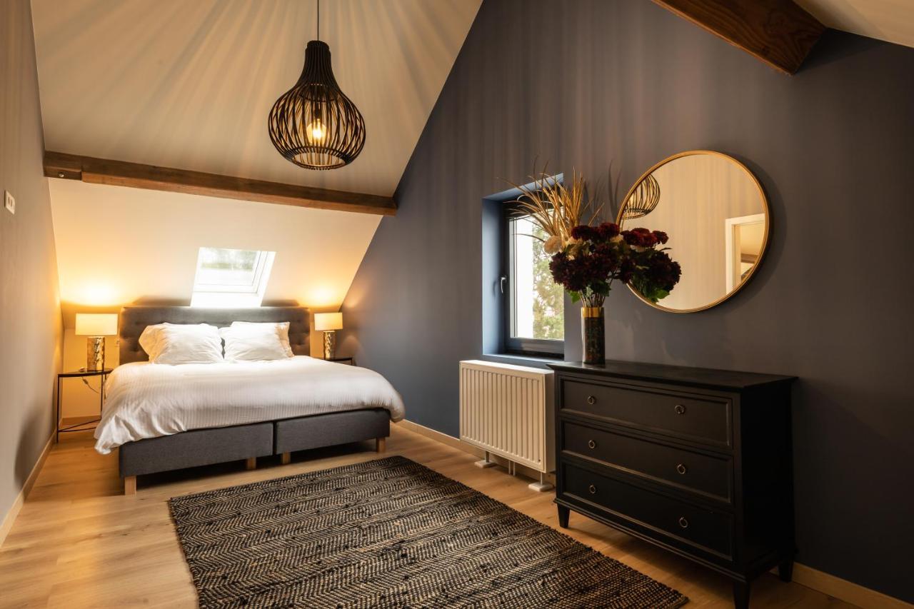 La Grenouille - Suite De Luxe & Welness Privatif Leuze-en-Hainaut Eksteriør billede